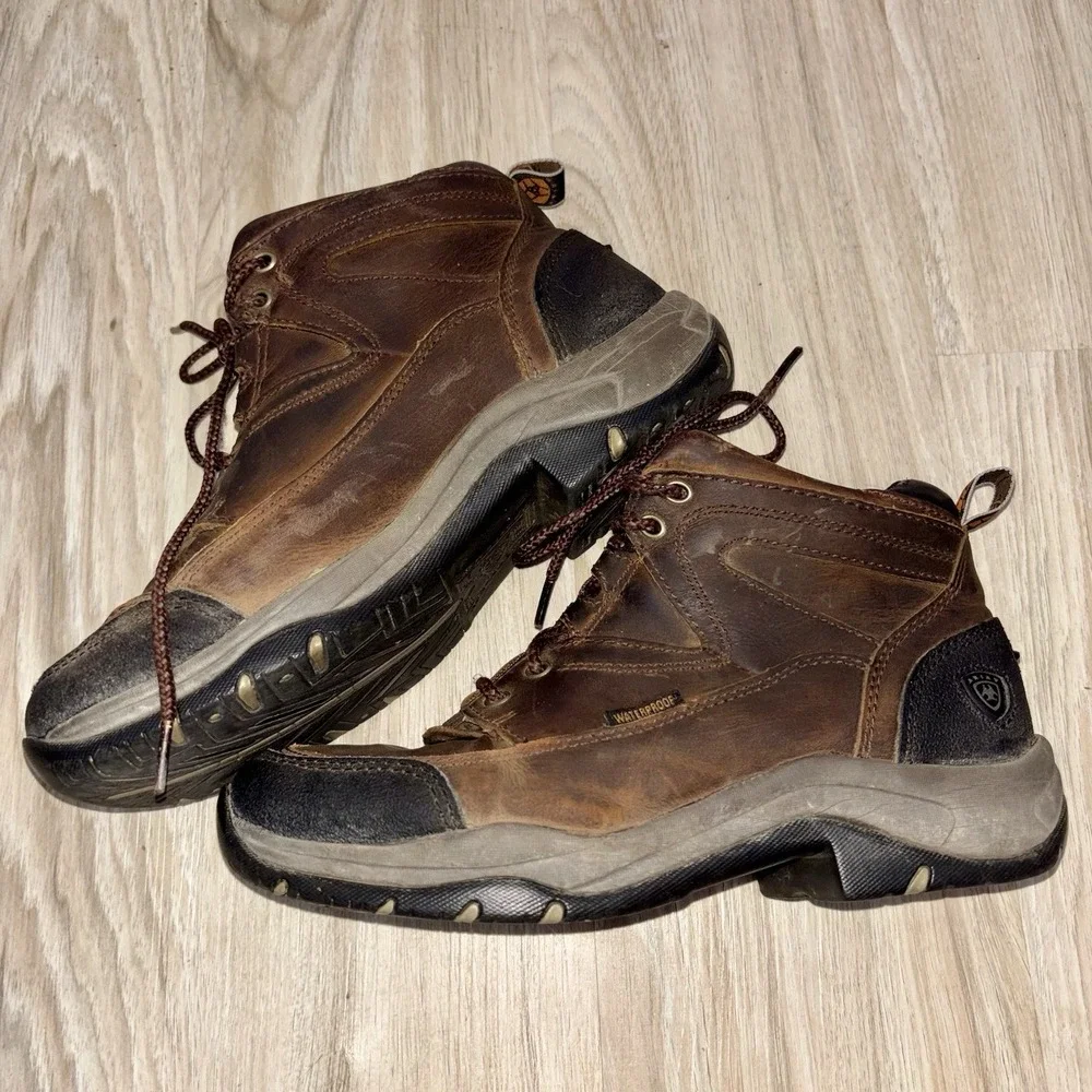 Ariat ATS Waterproof Brown Leather Work Boots Lace Up Men Size 8B Durable